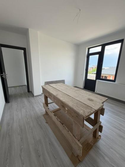 Duplex cu 4 camere cu Canalizare în Bragadiru