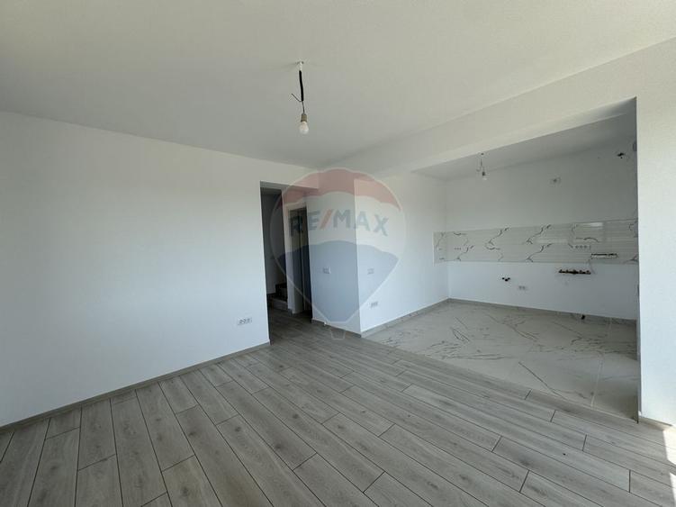 Vila eleganta Peri?, 125 mp utili, 440 mp teren - 5