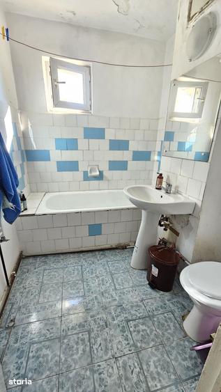Apartament cu 2 camere decomandat în Micro 21