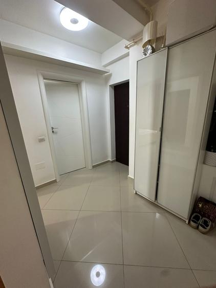 Apartament cu 2 camere semidecomandat în Chiajna