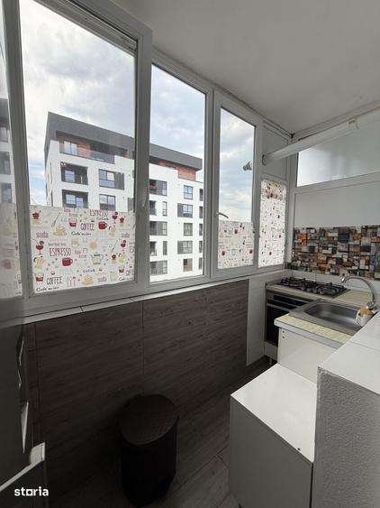 Apartament cu 2 camere semidecomandat în Florești