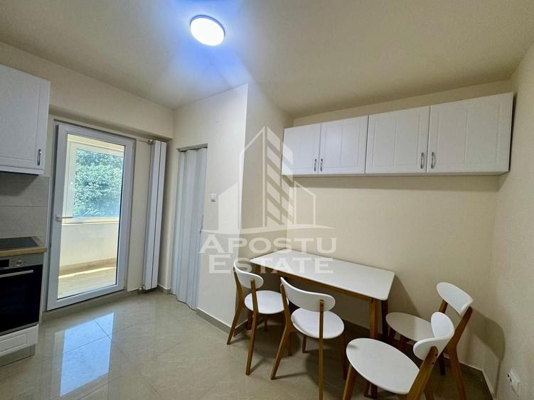 Apartament cu 2 camere decomandat, mobilat în Aradului