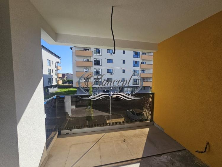 Apartament cu 2 camere semidecomandat în Florești