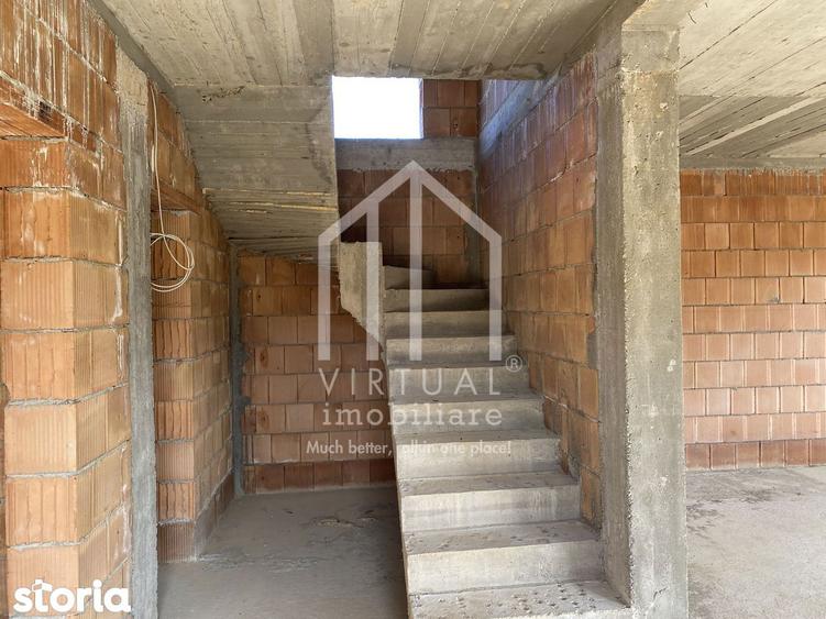 Casă cu 4 camere cu Teren 326 Mp în Poplaca