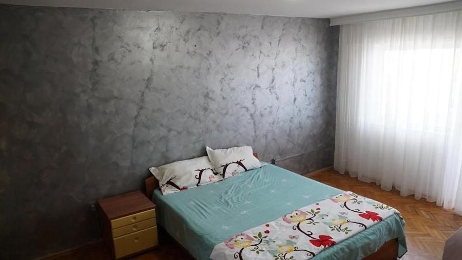 Apartament cu 2 camere decomandat în Boldești