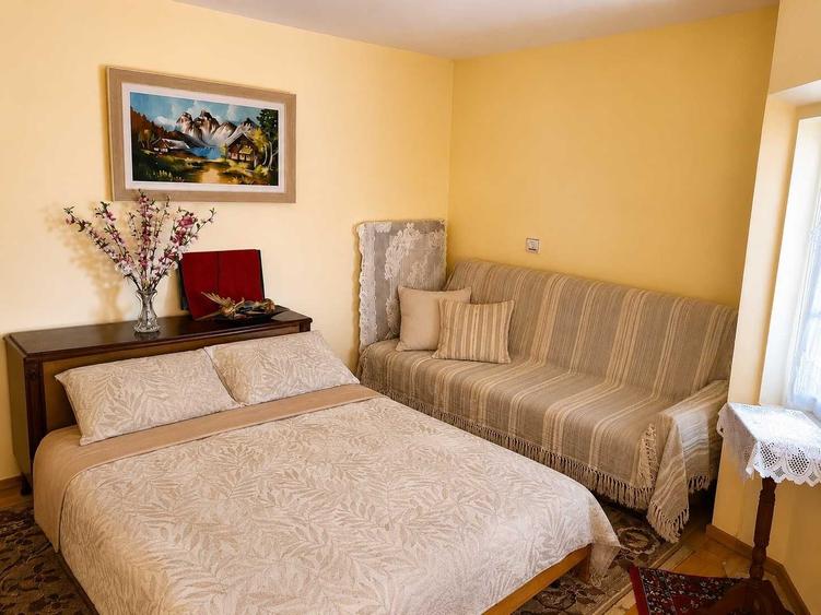 Casă cu 3 camere în Tătarca