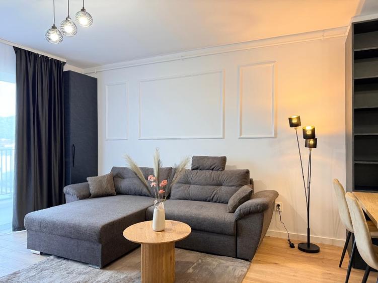 Apartament cu 2 camere semidecomandat în Florești