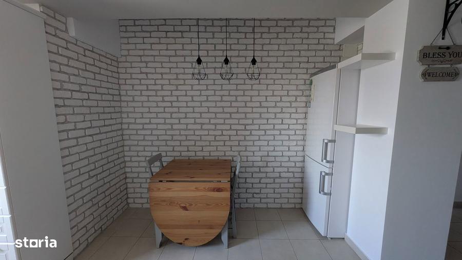 Apartament cu 2 camere, mobilat în Sud