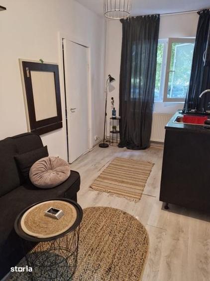 Apartament de inchiriat- nedecomandat- pet friendly - 1