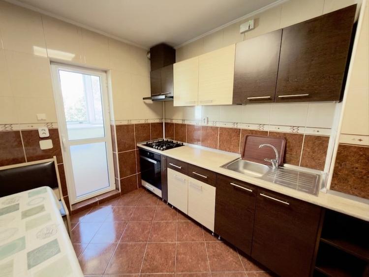 Apartament cu 2 camere decomandat, mobilat în Aviației