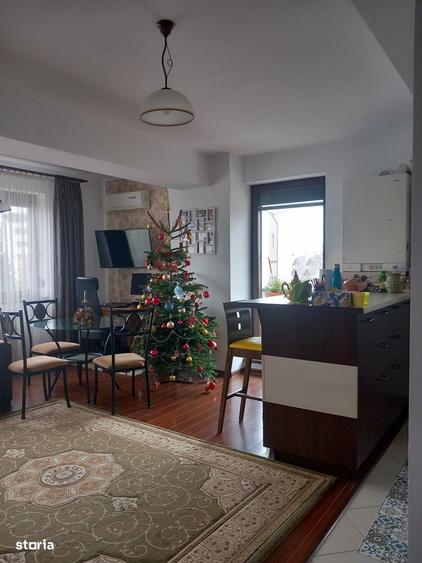 Apartament cu 3 camere în Băneasa