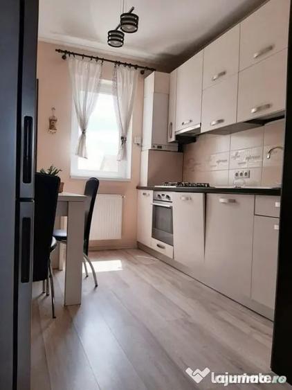 Apartament cu 2 camere decomandat în Basarab