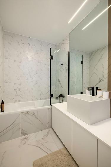 Apartament cu 3 camere, mobilat în Parcul Carol