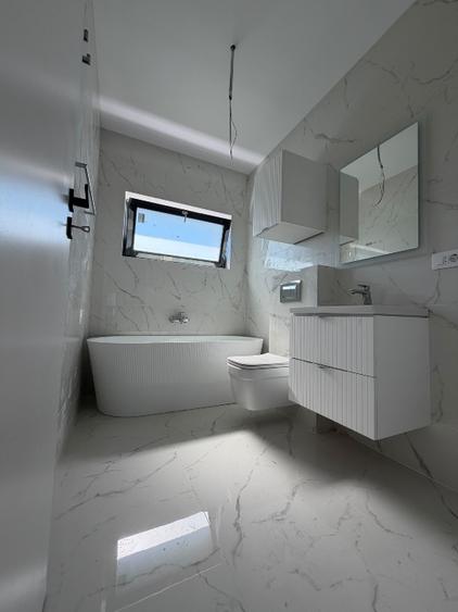 Casă individuală cu 4 camere cu Teren 500 Mp în Găureni