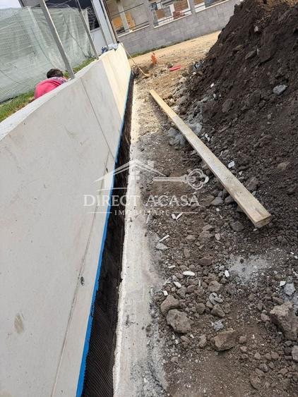 Casă individuală cu 4 camere cu Canalizare în Sâncraiu de Mureș