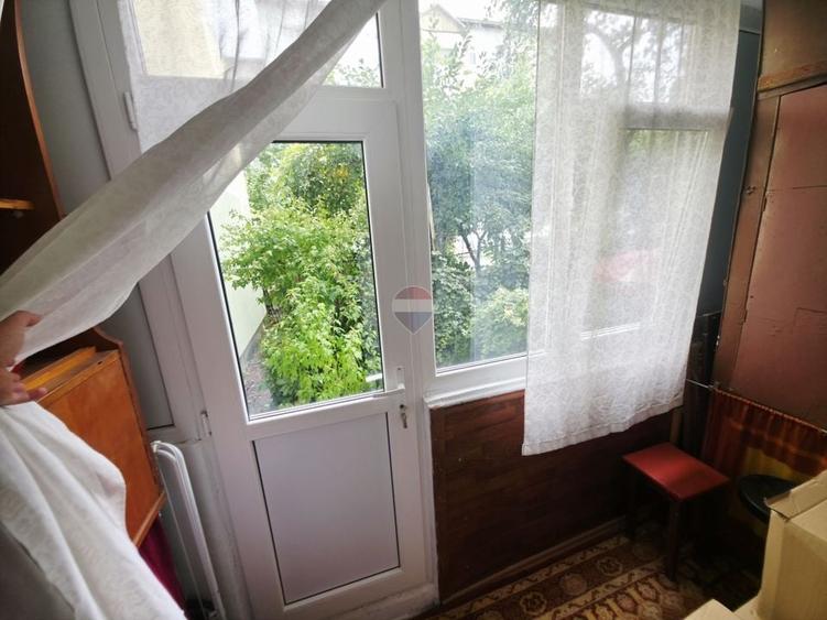 Apartament cu 2 camere decomandat, mobilat în Mărăței