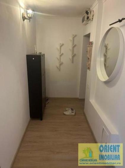 Apartament cu 2 camere decomandat în Energia