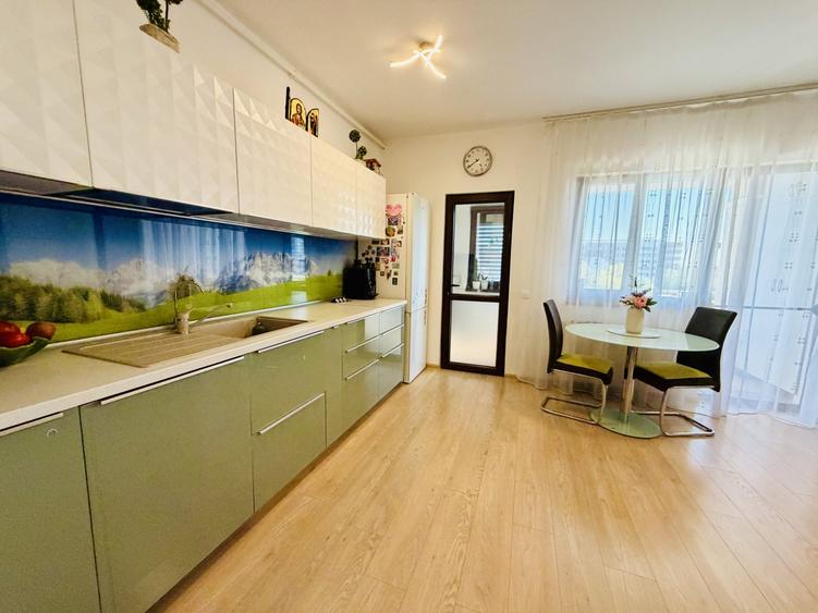 Apartament cu 3 camere decomandat, mobilat în Drumul Taberei