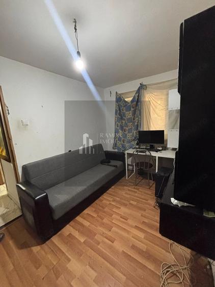 Apartament cu 2 camere semidecomandat în Vitan