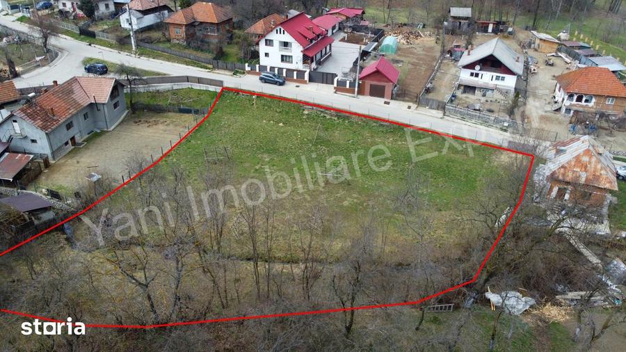 Teren de 1858 mp, în Albești
