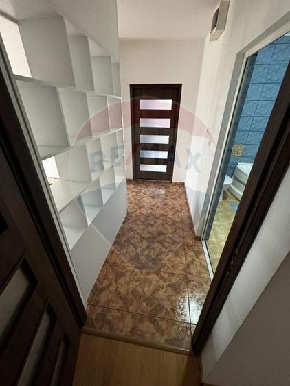 Casă individuală cu 5 camere cu Teren 1200 Mp în Ampoi 3