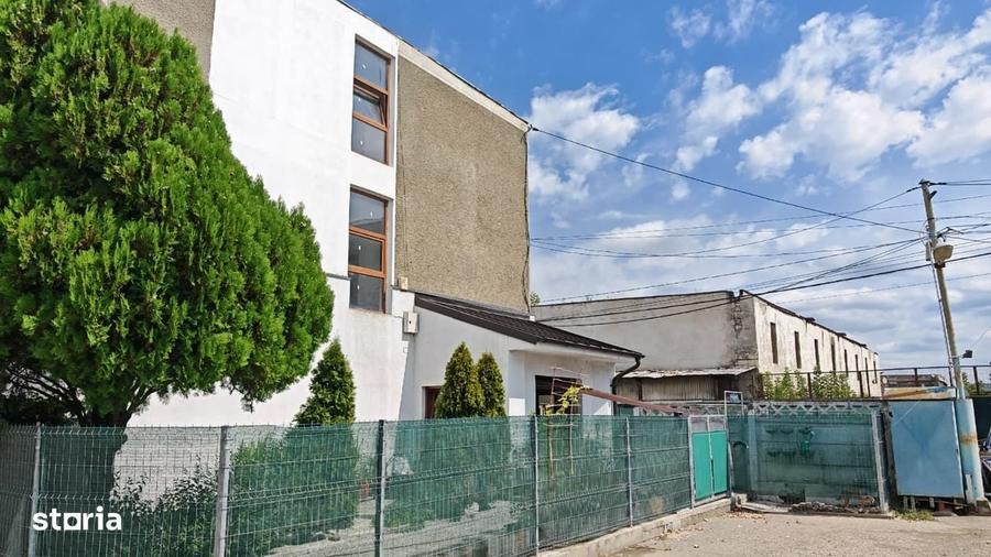 Spațiu comercial, de 725 mp, în Central
