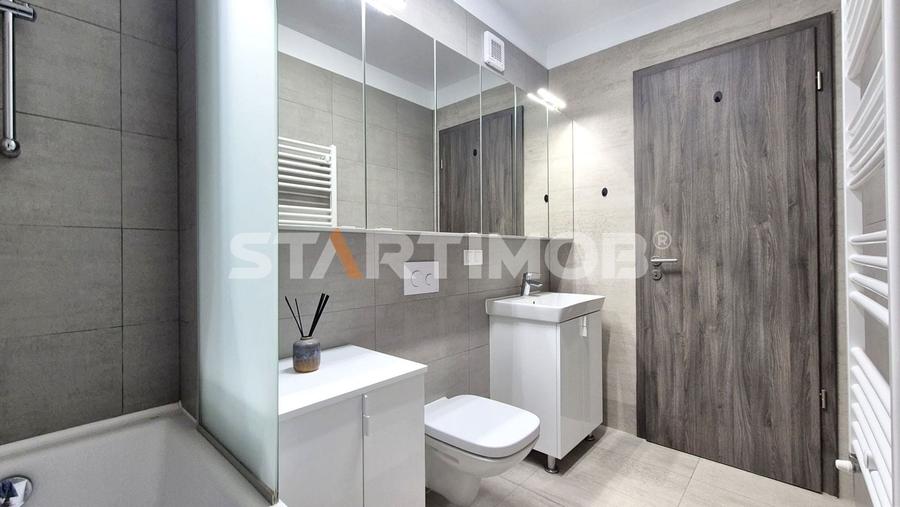 Apartament cu 2 camere decomandat, mobilat în Tractorul