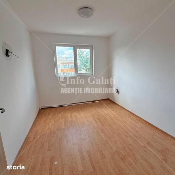 | Apartament cu 3 camere | Micro 21 | Renovat | - 4