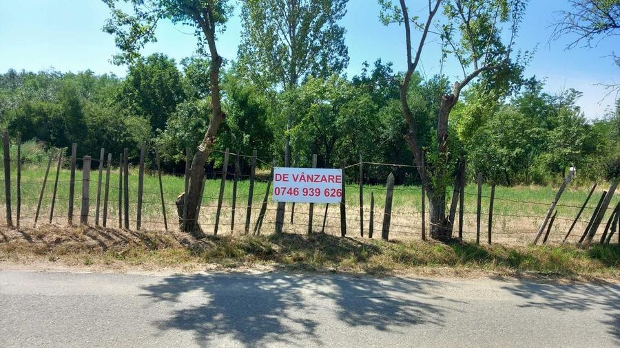 Spațiu comercial, în Băbeni