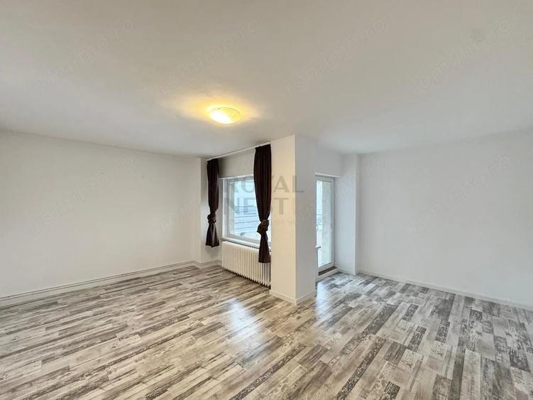 Apartament cu 4 camere decomandat în Centrul Civic
