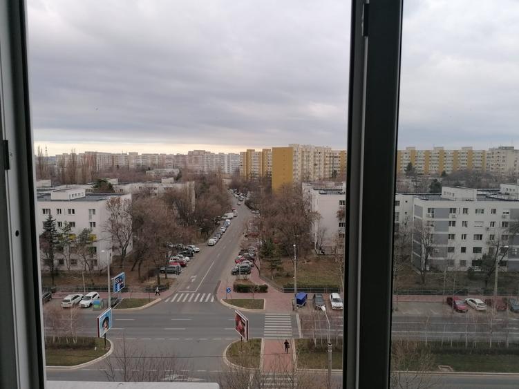 Garsonieră semidecomandată în Titan