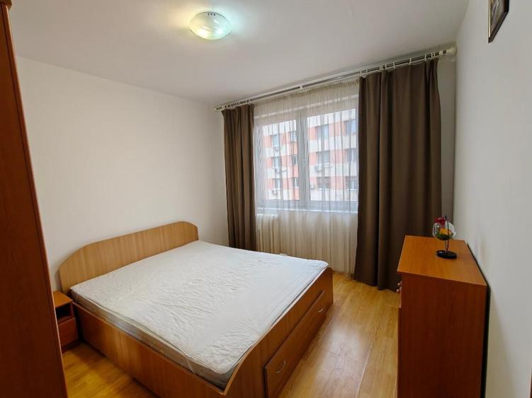 Apartament cu 2 camere decomandat, mobilat în Teiul Doamnei