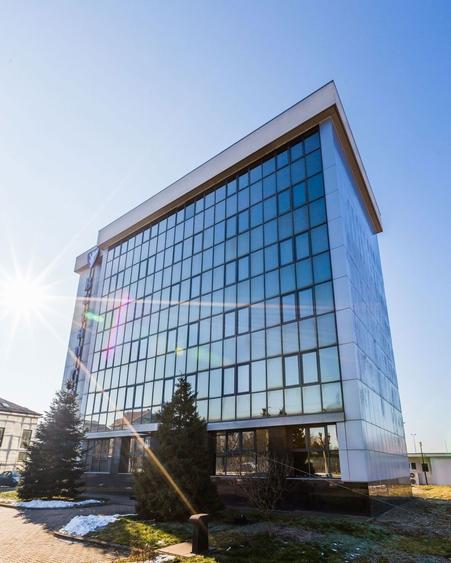 Spațiu comercial, de 2,207 mp, în Lugoj