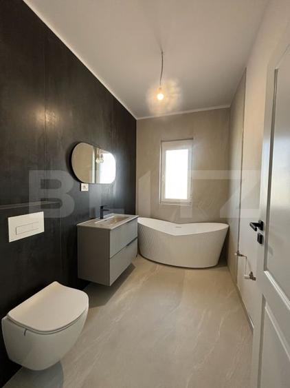 Duplex cu 4 camere cu Teren 325 Mp în Covaci