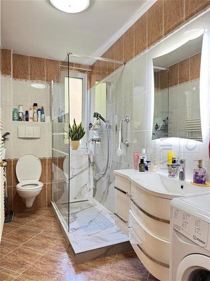 Apartament cu 2 camere semidecomandat, mobilat în Medicină