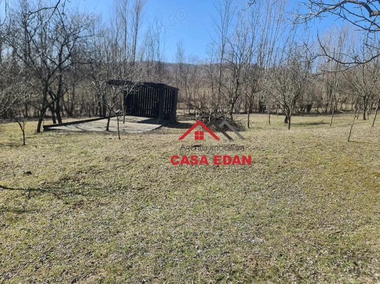 Teren de 9104 mp, în Brebu
