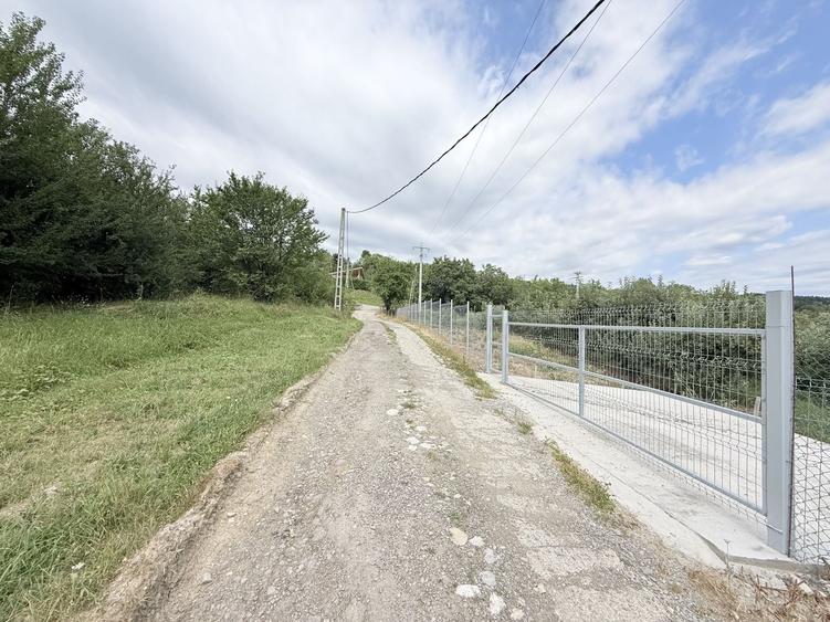 Teren Construcții intravilan de 2721 mp, în Valea Târsei