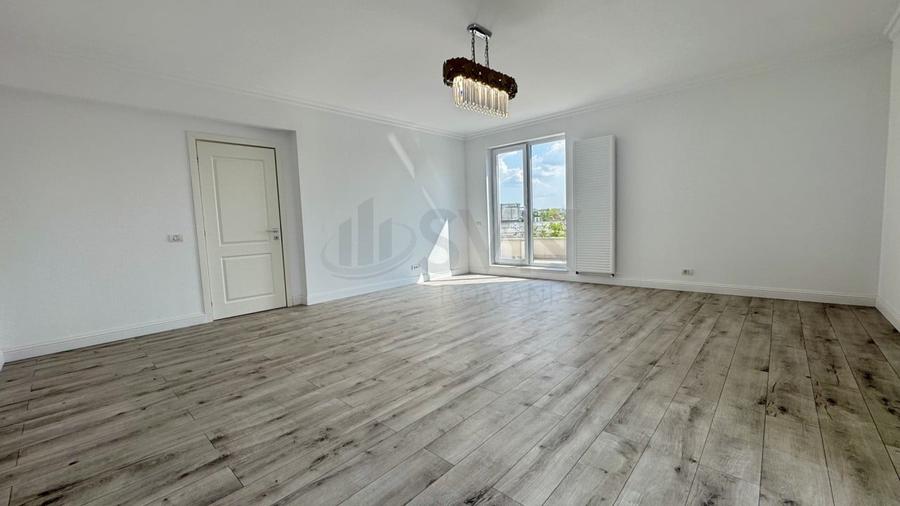 Apartament cu 3 camere decomandat în Bucur Obor