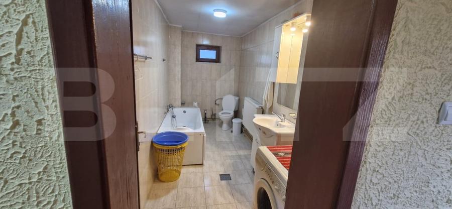 Casă individuală cu 5 camere cu Canalizare în Găești