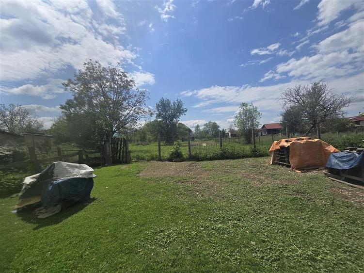 Gospodarie de vanzare in Voila - 5