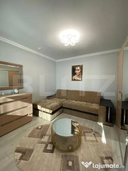 Apartament cu 3 camere decomandat în Central