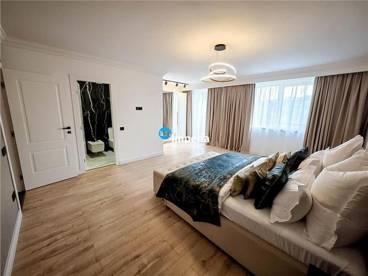 Apartament cu 4 camere decomandat în Semicentral