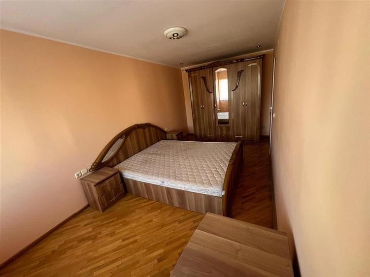 Apartament cu 3 camere decomandat, mobilat în Bahne