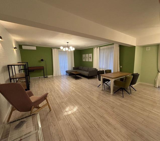 Apartament cu 2 camere decomandat, mobilat în Băneasa