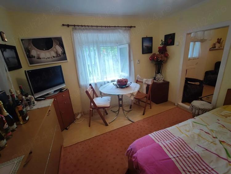 Casă cu Teren 2600 Mp în Slava Rusă