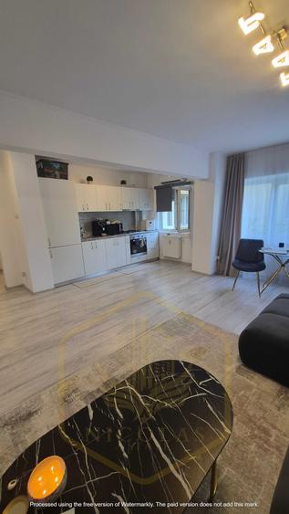 Apartament cu 2 camere decomandat în Republicii