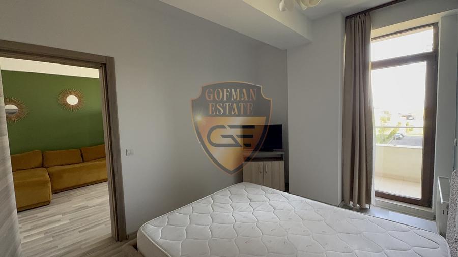 Apartament cu 3 camere decomandat, mobilat în Central