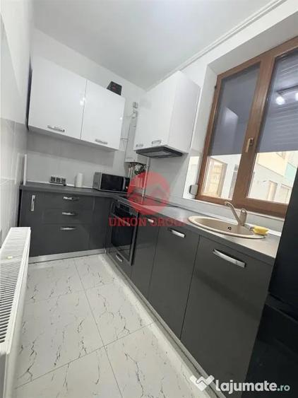 Apartament cu 2 camere semidecomandat în Tomis Nord