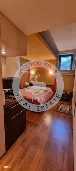 Apartament cu 2 camere semidecomandat, mobilat în Romană