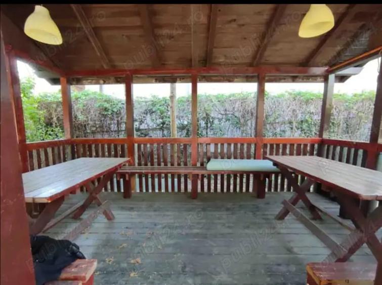 Apartament cu 2 camere semidecomandat în Schitu